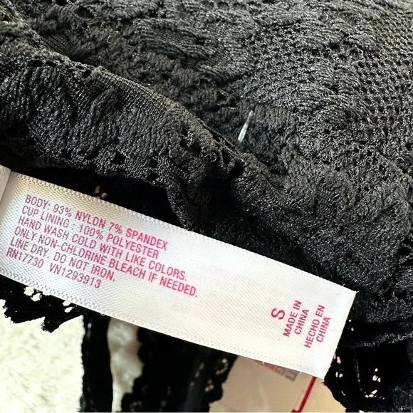 Black Lace Padded Halter Bralette Size S - Picture 8 of 8